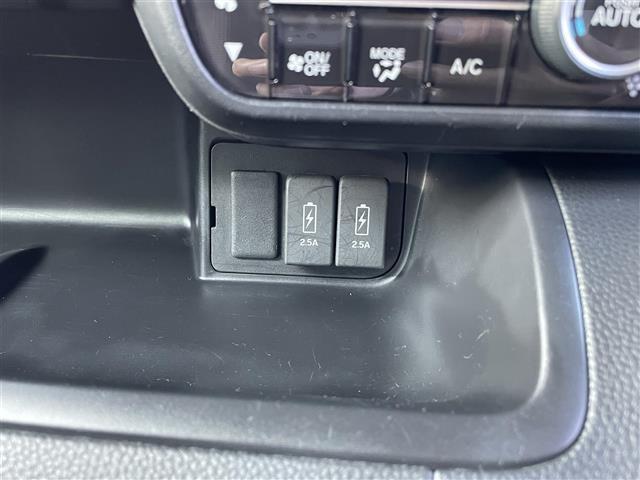 Ｎ－ＢＯＸ Ｇ・Ｌホンダセンシング　前席シートヒーター　ＥＴＣ　バックカメラ　片側パワースライドドア　メモリナビ　Ｂｌｕｅｔｏｏｔｈ　ＣＤ　ＤＶＤ　ＡＭ　ＦＭ　ＵＳＢ充電ポート　スマートキー　プッシュスタート（15枚目）