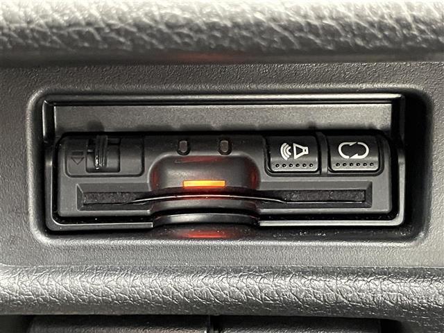 エクストレイル 20Xi ☆純正ナビBluetooth/TV/AM/FM ☆純正アルミホイール18インチ ☆全周囲カメラ ☆レーダークルーズコントロール ☆純正フロアマット ☆ビルトインETC ☆デジタルインナーミラー(6枚目)