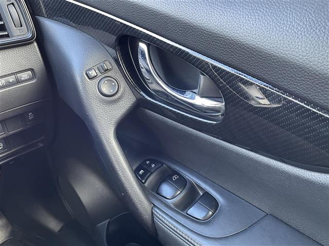 エクストレイル 20Xi ☆純正ナビBluetooth/TV/AM/FM ☆純正アルミホイール18インチ ☆全周囲カメラ ☆レーダークルーズコントロール ☆純正フロアマット ☆ビルトインETC ☆デジタルインナーミラー(29枚目)