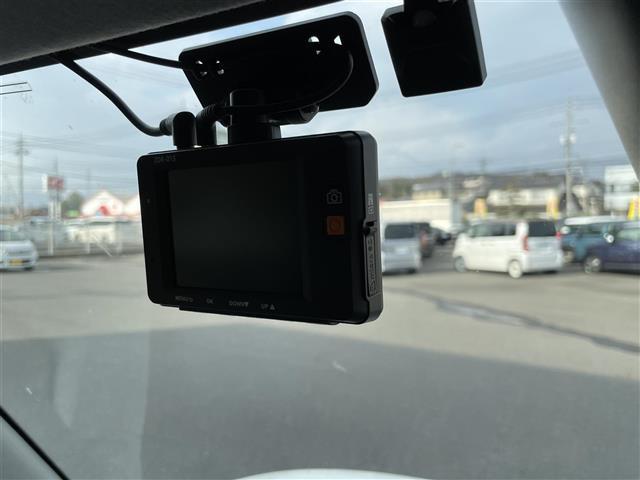 ムーヴキャンバス Ｇメイクアップリミテッド　ＳＡＩＩＩ　☆社外ドライブレコーダー（前後）　☆全周囲カメラ　☆ＥＴＣ　☆両側パワースライドドア　☆スペアキー　☆プッシュスタート　☆ＨＤＭＩ接続　☆衝突軽減システム（30枚目）