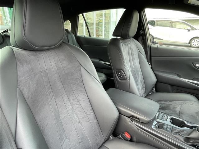 クラウンハイブリッド Ｓ　☆Ｂｌｕｅｔｏｏｔｈ接続　☆ＬＥＤライト　☆カーテンエアバック　☆電動格納ミラー　☆コーナーセンサー　☆クリアランスソナー　☆社外ドライブレコーダー（16枚目）