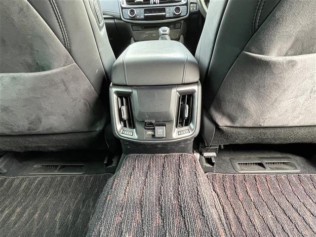 クラウンハイブリッド Ｓ　☆Ｂｌｕｅｔｏｏｔｈ接続　☆ＬＥＤライト　☆カーテンエアバック　☆電動格納ミラー　☆コーナーセンサー　☆クリアランスソナー　☆社外ドライブレコーダー（22枚目）