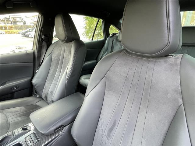 クラウンハイブリッド Ｓ　☆Ｂｌｕｅｔｏｏｔｈ接続　☆ＬＥＤライト　☆カーテンエアバック　☆電動格納ミラー　☆コーナーセンサー　☆クリアランスソナー　☆社外ドライブレコーダー（28枚目）