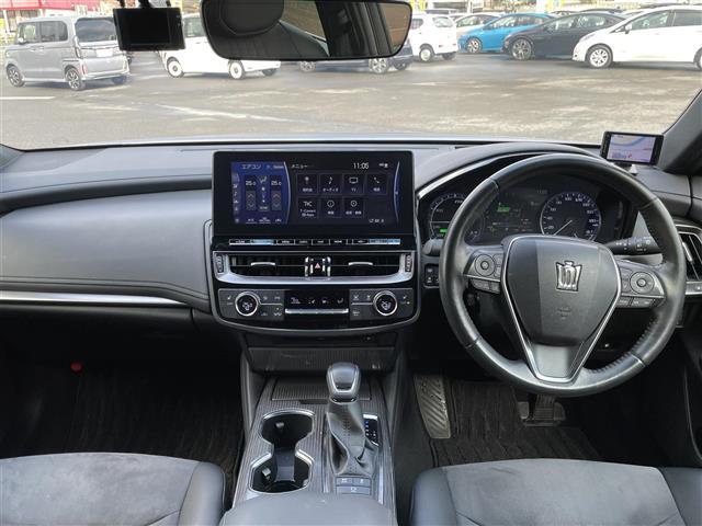 クラウンハイブリッド Ｓ　☆Ｂｌｕｅｔｏｏｔｈ接続　☆ＬＥＤライト　☆カーテンエアバック　☆電動格納ミラー　☆コーナーセンサー　☆クリアランスソナー　☆社外ドライブレコーダー（42枚目）