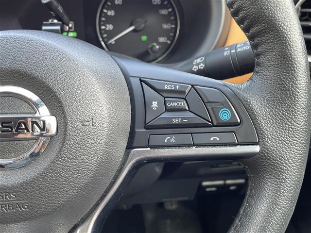 キックス Ｘ　ツートーンインテリアエディション　☆デジタルインナーミラー　☆アラウンドビュー　☆クリアランスソナー　☆コーナーセンサー　☆クルーズコントロール　☆Ｂｌｕｅｔｏｏｔｈ接続　☆レザーシート　☆シートヒーター　☆プロパイロット（10枚目）