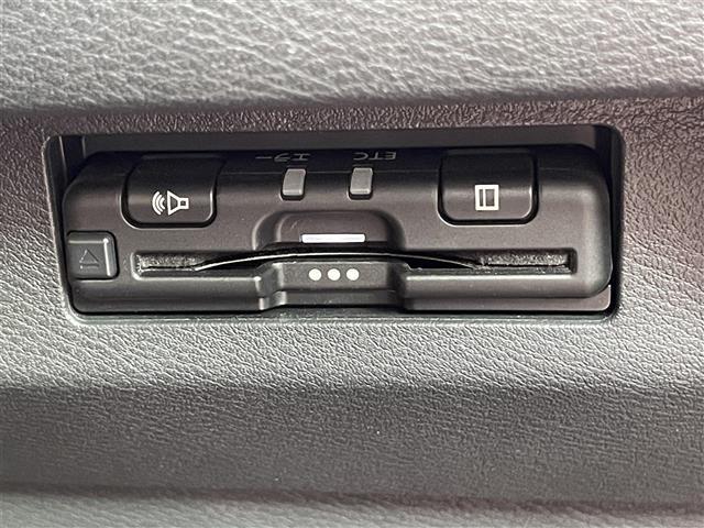 キックス Ｘ　ツートーンインテリアエディション　☆デジタルインナーミラー　☆アラウンドビュー　☆クリアランスソナー　☆コーナーセンサー　☆クルーズコントロール　☆Ｂｌｕｅｔｏｏｔｈ接続　☆レザーシート　☆シートヒーター　☆プロパイロット（14枚目）