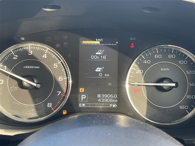 インプレッサスポーツ １．６ｉ－Ｌアイサイト　Ｓスタイル　☆クリアランスソナー　☆コーナーセンサー　☆パドルシフト　☆カーテンエアバック　☆ＬＥＤライト　☆クルーズコントロール　☆フルセグＴＶ　☆衝突軽減システム　☆バックカメラ（7枚目）