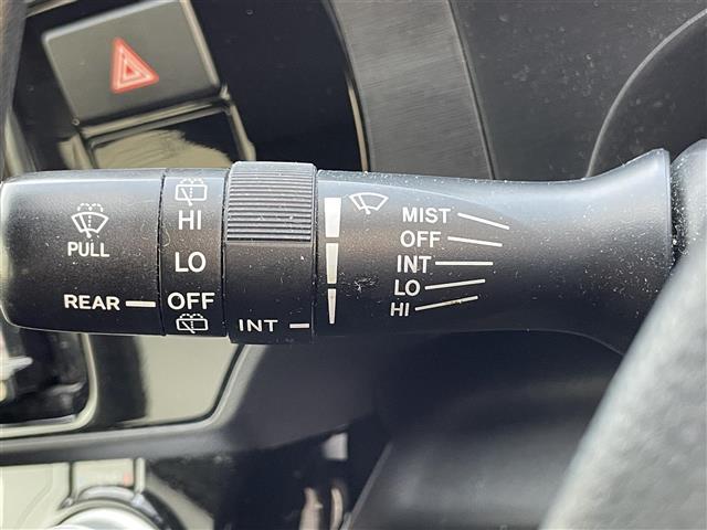 アクア Ｓ　バックカメラ　ＥＴＣ　フルセグＴＶ　オートライト　社外アルミ　Ｂｌｕｅｔｏｏｔｈ　前後コーナーセンサー　ＬＥＤヘッドライト　ＡＢＳ　横滑り防止　スマートキー（9枚目）