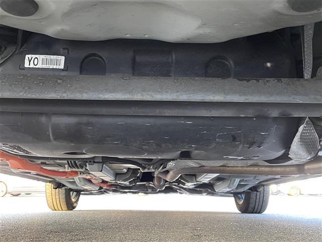 アクア Ｓ　バックカメラ　ＥＴＣ　フルセグＴＶ　オートライト　社外アルミ　Ｂｌｕｅｔｏｏｔｈ　前後コーナーセンサー　ＬＥＤヘッドライト　ＡＢＳ　横滑り防止　スマートキー（39枚目）