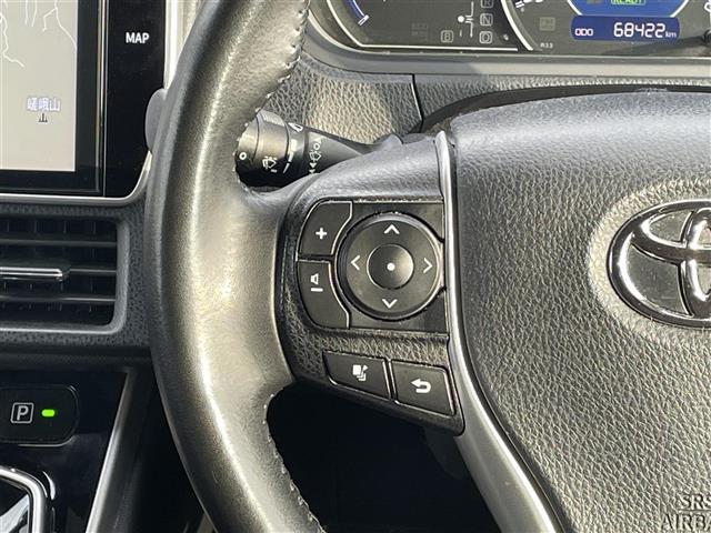 ヴォクシー ハイブリッドＺＳ　煌ＩＩ　純正１０インチナビＴＶ　両側パワースライドドア　前後ドライブレコーダー　シートヒーター　バックカメラ　ビルトインＥＴＣ　ＵＳＢ　オートマチックハイビーム　オートライト　レーンアシストキープ（11枚目）