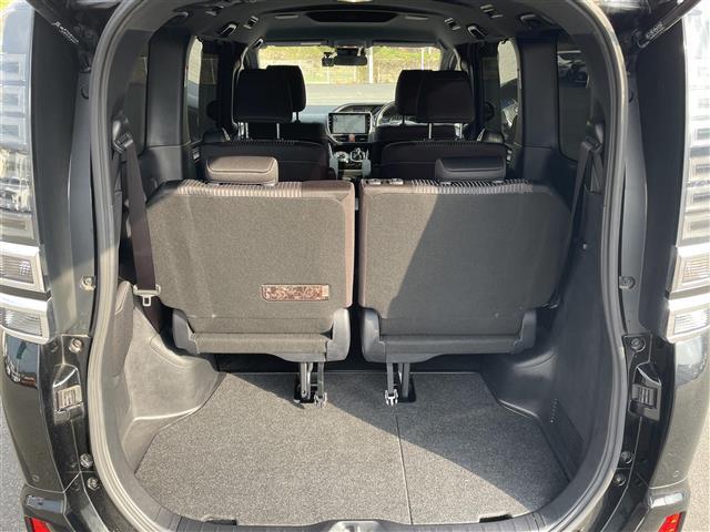 ヴォクシー ハイブリッドＺＳ　煌ＩＩ　純正１０インチナビＴＶ　両側パワースライドドア　前後ドライブレコーダー　シートヒーター　バックカメラ　ビルトインＥＴＣ　ＵＳＢ　オートマチックハイビーム　オートライト　レーンアシストキープ（24枚目）