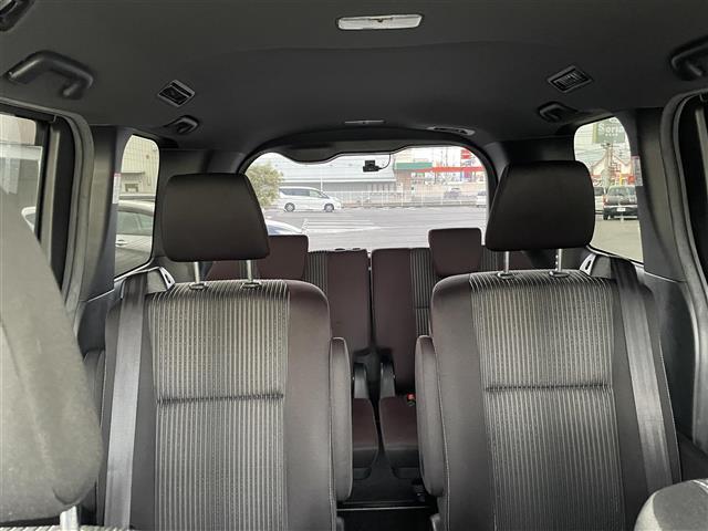 ヴォクシー ハイブリッドＺＳ　煌ＩＩ　純正１０インチナビＴＶ　両側パワースライドドア　前後ドライブレコーダー　シートヒーター　バックカメラ　ビルトインＥＴＣ　ＵＳＢ　オートマチックハイビーム　オートライト　レーンアシストキープ（26枚目）