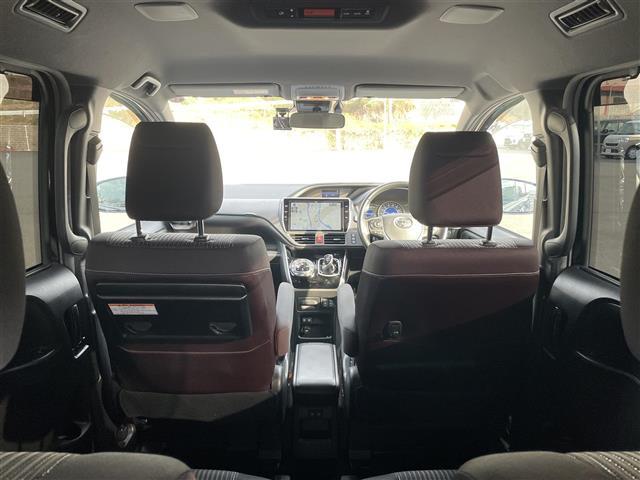 ヴォクシー ハイブリッドＺＳ　煌ＩＩ　純正１０インチナビＴＶ　両側パワースライドドア　前後ドライブレコーダー　シートヒーター　バックカメラ　ビルトインＥＴＣ　ＵＳＢ　オートマチックハイビーム　オートライト　レーンアシストキープ（28枚目）