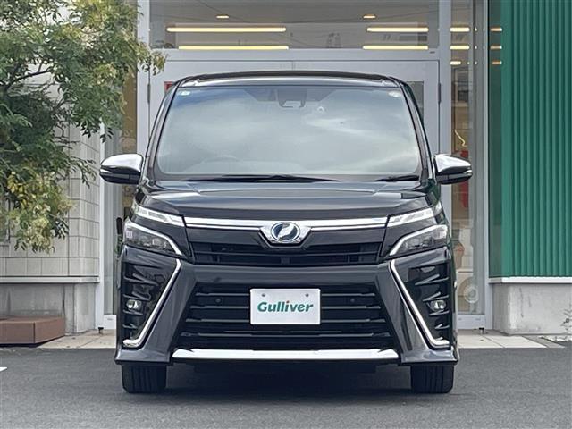 ヴォクシー ハイブリッドＺＳ　煌ＩＩ　純正１０インチナビＴＶ　両側パワースライドドア　前後ドライブレコーダー　シートヒーター　バックカメラ　ビルトインＥＴＣ　ＵＳＢ　オートマチックハイビーム　オートライト　レーンアシストキープ（29枚目）