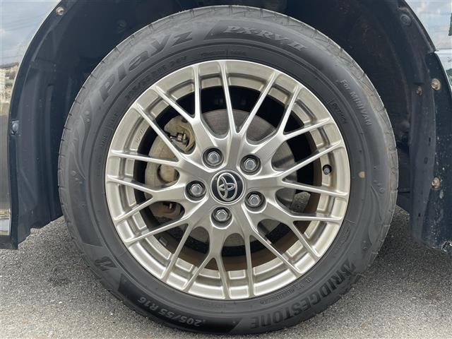 ヴォクシー ハイブリッドＺＳ　煌ＩＩ　純正１０インチナビＴＶ　両側パワースライドドア　前後ドライブレコーダー　シートヒーター　バックカメラ　ビルトインＥＴＣ　ＵＳＢ　オートマチックハイビーム　オートライト　レーンアシストキープ（37枚目）