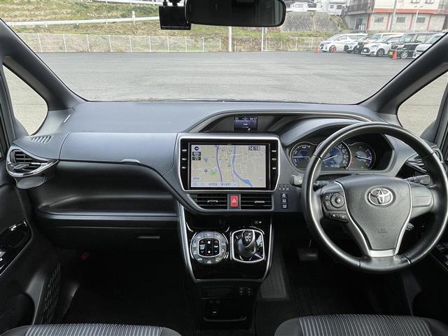 ヴォクシー ハイブリッドＺＳ　煌ＩＩ　純正１０インチナビＴＶ　両側パワースライドドア　前後ドライブレコーダー　シートヒーター　バックカメラ　ビルトインＥＴＣ　ＵＳＢ　オートマチックハイビーム　オートライト　レーンアシストキープ（38枚目）