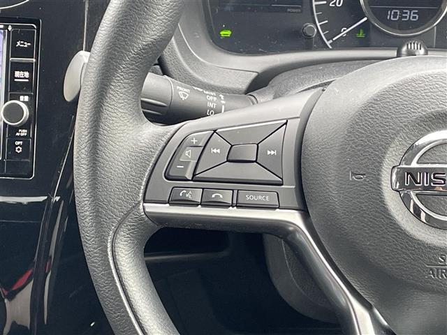 ノート e-パワー X レーダークルーズコントロール 全方位カメラ デジタルインナーミラー エマージェンシーブレーキ レーンディパーチャーアラート LEDライト ETC Bluetooth フルセグTV 純正フロアマット(12枚目)