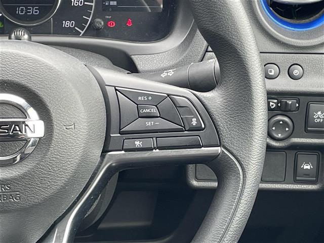 ノート e-パワー X レーダークルーズコントロール 全方位カメラ デジタルインナーミラー エマージェンシーブレーキ レーンディパーチャーアラート LEDライト ETC Bluetooth フルセグTV 純正フロアマット(13枚目)