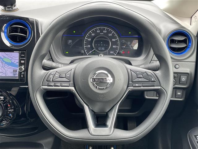 ノート e-パワー X レーダークルーズコントロール 全方位カメラ デジタルインナーミラー エマージェンシーブレーキ レーンディパーチャーアラート LEDライト ETC Bluetooth フルセグTV 純正フロアマット(14枚目)