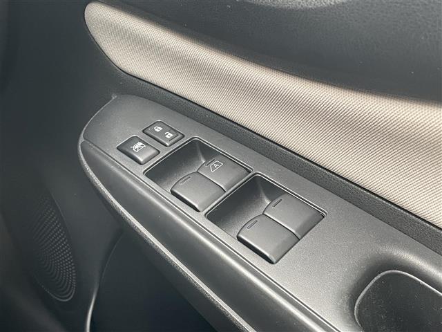 ノート e-パワー X レーダークルーズコントロール 全方位カメラ デジタルインナーミラー エマージェンシーブレーキ レーンディパーチャーアラート LEDライト ETC Bluetooth フルセグTV 純正フロアマット(17枚目)