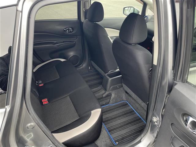 ノート e-パワー X レーダークルーズコントロール 全方位カメラ デジタルインナーミラー エマージェンシーブレーキ レーンディパーチャーアラート LEDライト ETC Bluetooth フルセグTV 純正フロアマット(22枚目)