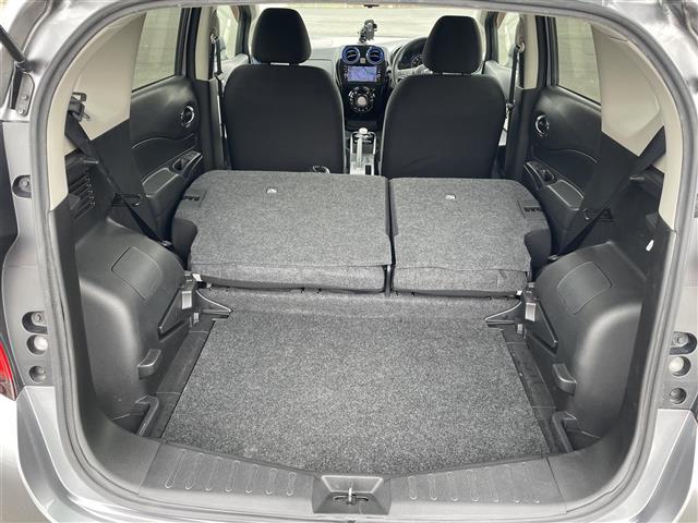 ノート e-パワー X レーダークルーズコントロール 全方位カメラ デジタルインナーミラー エマージェンシーブレーキ レーンディパーチャーアラート LEDライト ETC Bluetooth フルセグTV 純正フロアマット(25枚目)