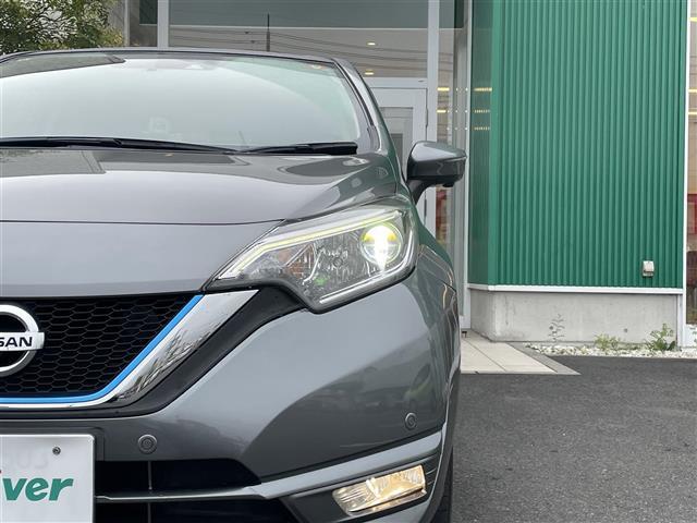 ノート e-パワー X レーダークルーズコントロール 全方位カメラ デジタルインナーミラー エマージェンシーブレーキ レーンディパーチャーアラート LEDライト ETC Bluetooth フルセグTV 純正フロアマット(31枚目)