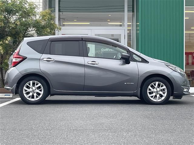 ノート e-パワー X レーダークルーズコントロール 全方位カメラ デジタルインナーミラー エマージェンシーブレーキ レーンディパーチャーアラート LEDライト ETC Bluetooth フルセグTV 純正フロアマット(36枚目)