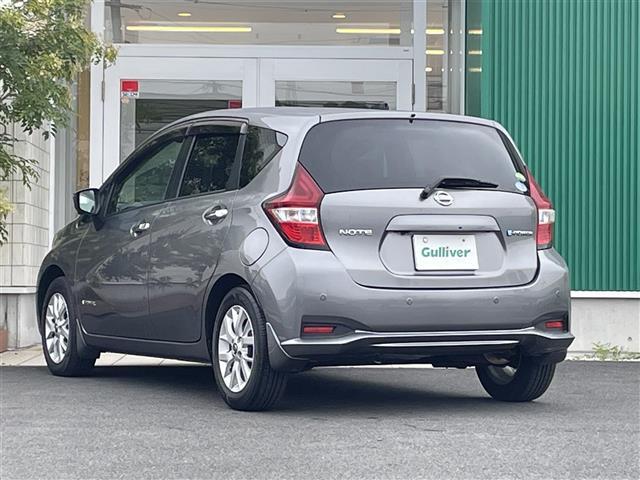 ノート e-パワー X レーダークルーズコントロール 全方位カメラ デジタルインナーミラー エマージェンシーブレーキ レーンディパーチャーアラート LEDライト ETC Bluetooth フルセグTV 純正フロアマット(41枚目)