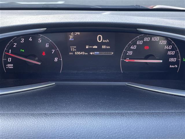 シエンタ G 純正ナビ フルセグテレビ 全方位カメラ アイドリングストップ プッシュスタート 両側パワースライドドア ETC オートマチックハイビーム 車線逸脱アラーム 衝突被害軽減ブレーキ(21枚目)