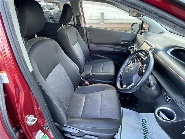 シエンタ G 純正ナビ フルセグテレビ 全方位カメラ アイドリングストップ プッシュスタート 両側パワースライドドア ETC オートマチックハイビーム 車線逸脱アラーム 衝突被害軽減ブレーキ(26枚目)