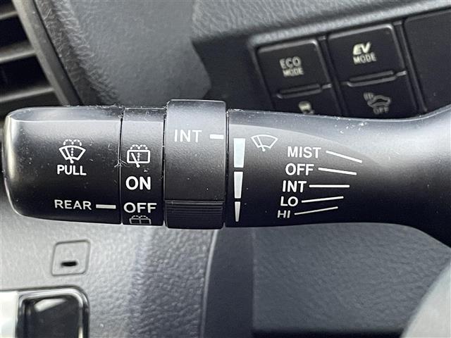 シエンタ ハイブリッドG ☆ETC☆ドライブレコーダー ☆横滑り防止装置 ☆EV/ECOモード ☆バックカメラ ☆Bluetooth接続 ☆プッシュスタート ☆スマートキー ☆スペアキー ☆LEDライト ☆純正アルミホイール(7枚目)