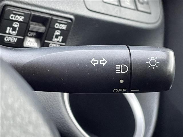 シエンタ ハイブリッドG ☆ETC☆ドライブレコーダー ☆横滑り防止装置 ☆EV/ECOモード ☆バックカメラ ☆Bluetooth接続 ☆プッシュスタート ☆スマートキー ☆スペアキー ☆LEDライト ☆純正アルミホイール(8枚目)