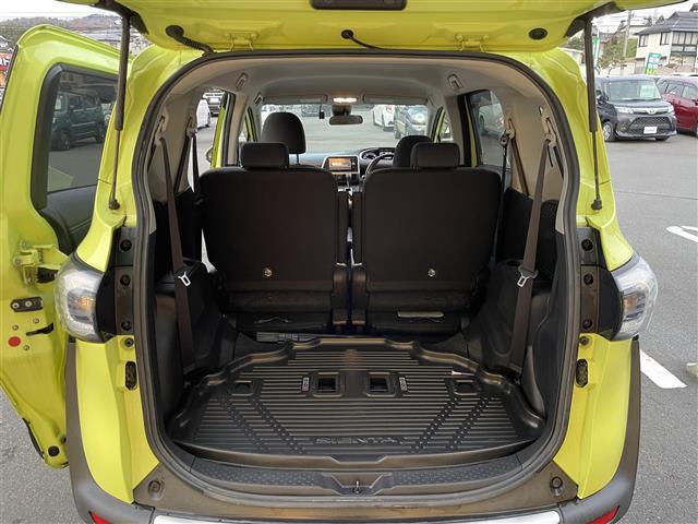 シエンタ ハイブリッドG ☆ETC☆ドライブレコーダー ☆横滑り防止装置 ☆EV/ECOモード ☆バックカメラ ☆Bluetooth接続 ☆プッシュスタート ☆スマートキー ☆スペアキー ☆LEDライト ☆純正アルミホイール(27枚目)