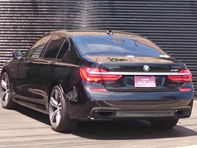 740i Mスポーツ サンルーフ レザーシート シートヒーター エアシート インテリジェントセーフティ アダクティブクルーズ レーンキープ パーキングアシスト 全周囲カメラ パワーリアゲート 純正LEDライト 純正ナビ(2枚目)