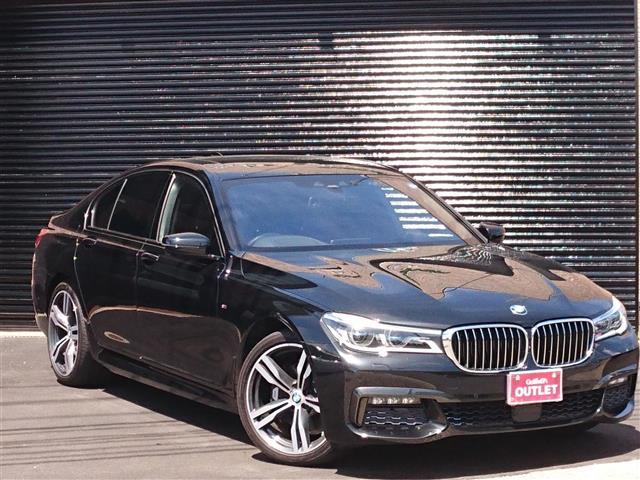 740i Mスポーツ サンルーフ レザーシート シートヒーター エアシート インテリジェントセーフティ アダクティブクルーズ レーンキープ パーキングアシスト 全周囲カメラ パワーリアゲート 純正LEDライト 純正ナビ(4枚目)