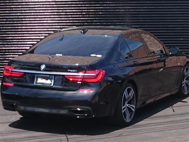 740i Mスポーツ サンルーフ レザーシート シートヒーター エアシート インテリジェントセーフティ アダクティブクルーズ レーンキープ パーキングアシスト 全周囲カメラ パワーリアゲート 純正LEDライト 純正ナビ(10枚目)