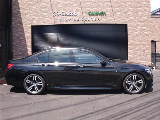 740i Mスポーツ サンルーフ レザーシート シートヒーター エアシート インテリジェントセーフティ アダクティブクルーズ レーンキープ パーキングアシスト 全周囲カメラ パワーリアゲート 純正LEDライト 純正ナビ(11枚目)