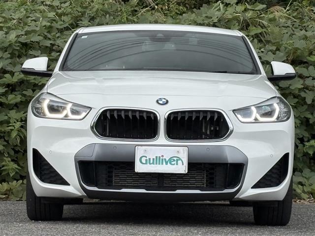 X2 xDrive 20dMスポーツXエディションジョイ+ ワンオーナー ハーフレザー 純正ナビ バックカメラ Bluetooth オートライト シートヒーター アダプティブクルーズコントロール レーンキープ プッシュスタート ドラレコ 19インチアルミ(3枚目)