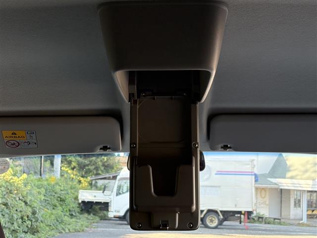 スペーシアカスタム TS アイドルストップ 衝突被害軽減装置 フルオートエアコン ターボ車 SD エアロ ナビTV スマートキ- パワーウインドウ SRS リモコンキー 横滑り防止機能 パワーステアリング 1セグTV ABS(30枚目)