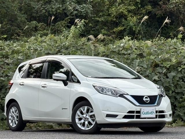 ノート ｅ－パワー　Ｘ　アダプティブクルーズ　ＢＴオーディオ　ＳＤナビゲーション　３６０°カメラ　オートライ　横滑防止装置　Ｒカメラ　運転席助手席エアバック　地デジ　レーンキープ　ＡＵＴＯエアコン　ＤＶＤ再生　ナビＴＶ（2枚目）