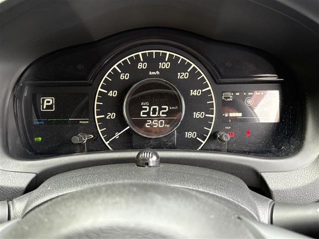 ノート ｅ－パワー　Ｘ　アダプティブクルーズ　ＢＴオーディオ　ＳＤナビゲーション　３６０°カメラ　オートライ　横滑防止装置　Ｒカメラ　運転席助手席エアバック　地デジ　レーンキープ　ＡＵＴＯエアコン　ＤＶＤ再生　ナビＴＶ（24枚目）