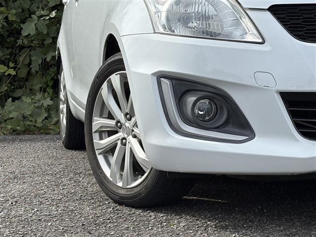 スイフト XL ワンオーナー車 TVナビ 運転席エアバッグ スマートキー オートエアコン キーフリー 横滑り防止機能 SD ABS パワステ ドライブレコーダー パワーウィンドウ ワンセグTV バックアイカメラ(12枚目)