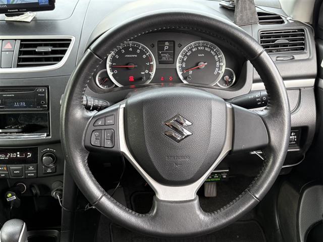 スイフト XL ワンオーナー車 TVナビ 運転席エアバッグ スマートキー オートエアコン キーフリー 横滑り防止機能 SD ABS パワステ ドライブレコーダー パワーウィンドウ ワンセグTV バックアイカメラ(19枚目)