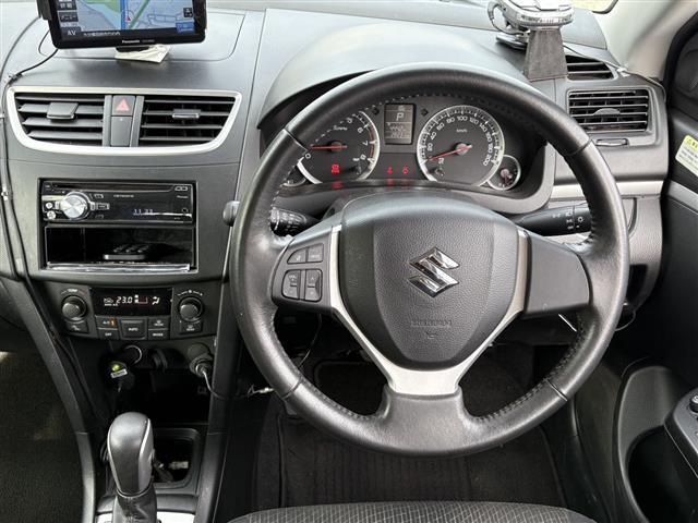 スイフト XL ワンオーナー車 TVナビ 運転席エアバッグ スマートキー オートエアコン キーフリー 横滑り防止機能 SD ABS パワステ ドライブレコーダー パワーウィンドウ ワンセグTV バックアイカメラ(35枚目)