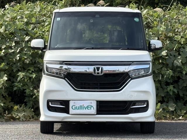 N-BOXカスタム G・EXターボホンダセンシング 車線逸脱防止 ブルートゥースオーディオ Rカメ ナビTV サイドエアバッグ タ-ボ LEDヘットライト ETC 横滑り防止 パワーステアリング DVD再生可 Wエアバック パワーウィンドウ AC SD(3枚目)