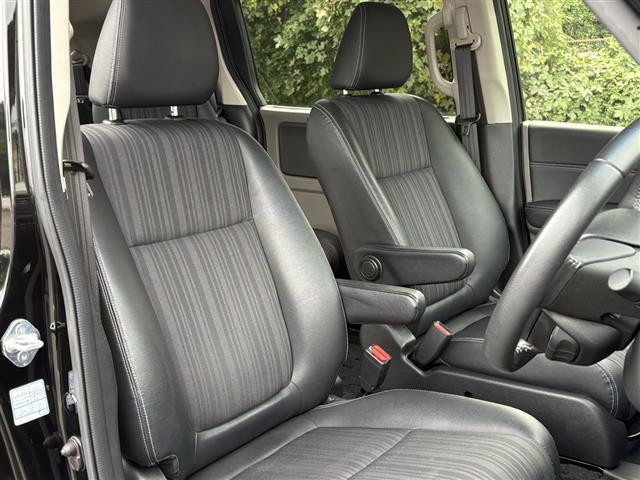 フリードハイブリッド ハイブリッド・EX レーダーC 地デジフルセグTV 車線逸脱警報装置 シ-トヒ-タ- AUX リヤカメラ LEDライト フルオートエアコン ABS DVD再生可 ウォークスルー サイドエアバッグ キーフリー ナビ&TV(15枚目)