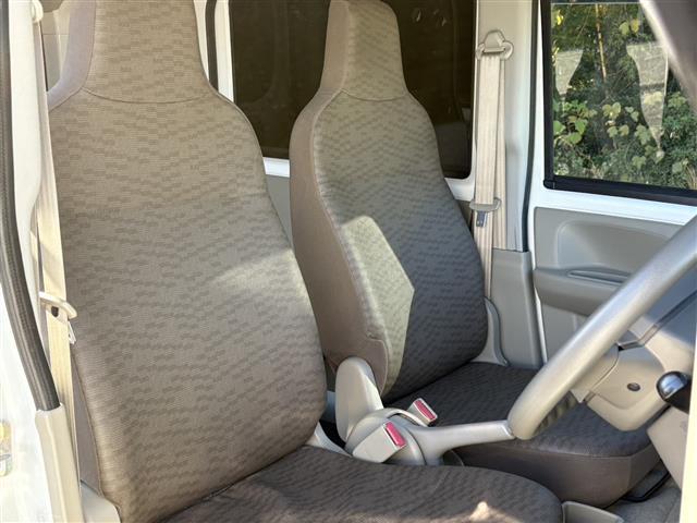 ＮＶ１００クリッパーバン ＤＸ　両スライド　助手席エアバック　キーレスキー　ＥＴＣ付き　パワステ付き　運転席エアバック　エアコン　ＡＢＳ付き（15枚目）