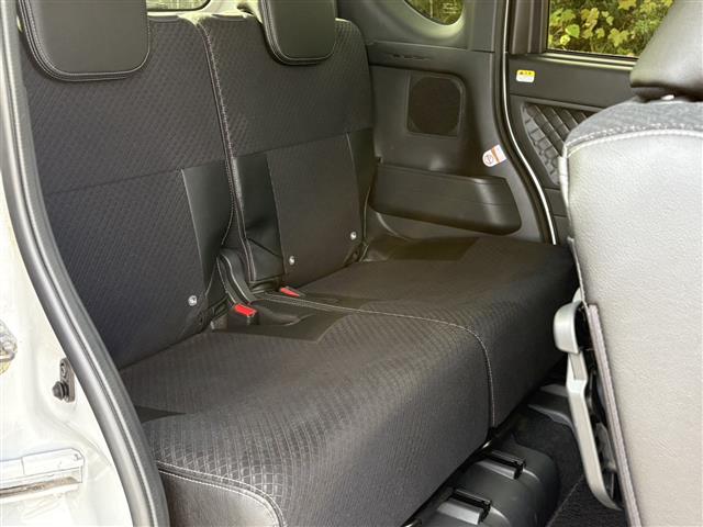 タント カスタムＸスタイルセレクション　ブレーキサポート　ＢＴ　ＳＤ　地デジ　パーキングセンサー　レーンキープ　ＡＵＴＯライト　Ｉストップ　ナビＴＶ　シートヒータ　ＤＶＤ　ＬＥＤライト　スマートキー　横滑り防止　ＥＴＣ　サイドエアバック（17枚目）