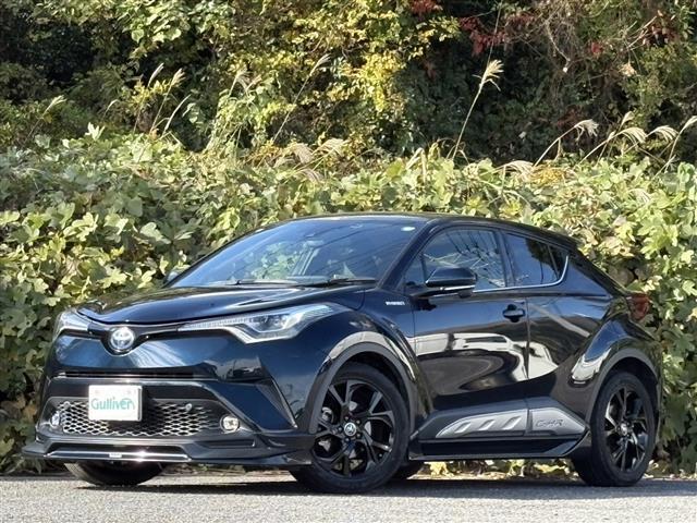 Ｃ－ＨＲ Ｇ　モード　ネロ　車線逸脱警告　レーダークルコン　リアカメラ　衝突軽減　ブルートゥース　ＬＥＤヘッドライ　シートＨ　横滑り防止　オートライト　パワーウインドウ　アイドリングストップ　オートエアコン　フルセグテレビ　ＳＤ（4枚目）